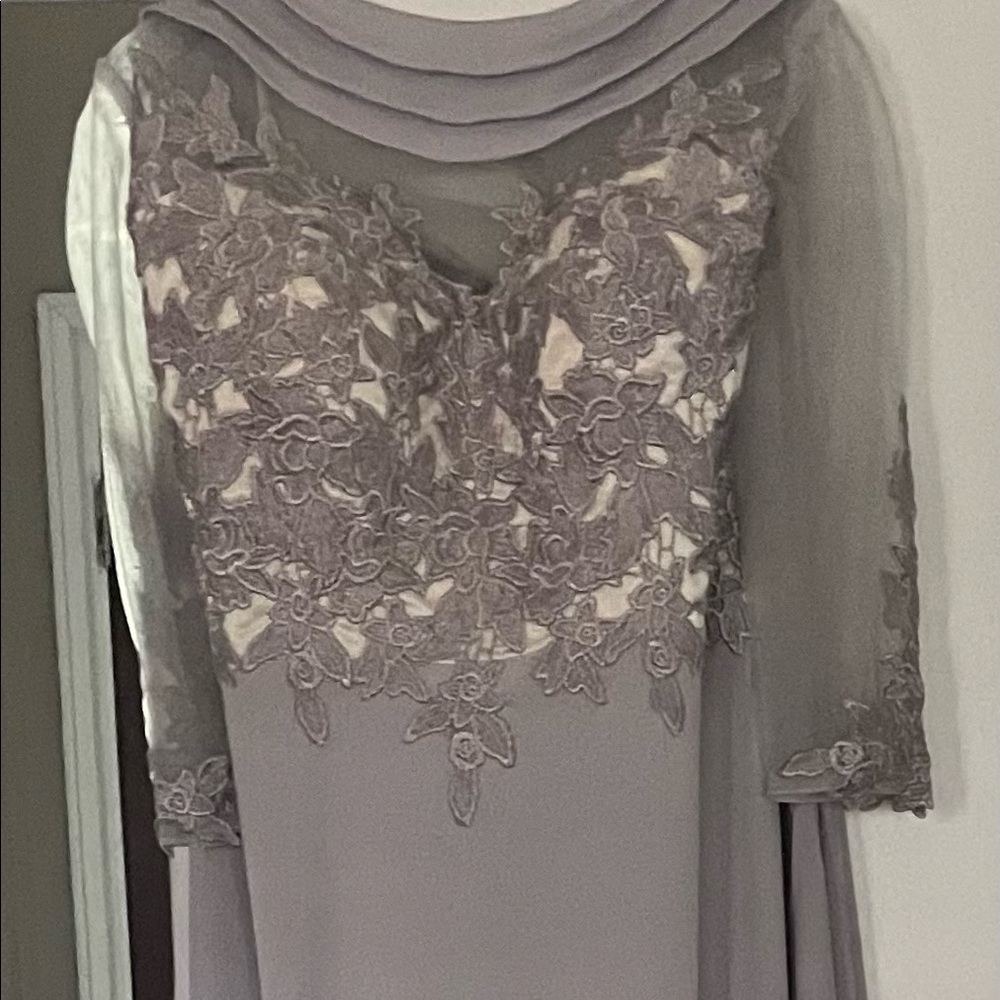 Beautiful Mother of the Bride dress.
